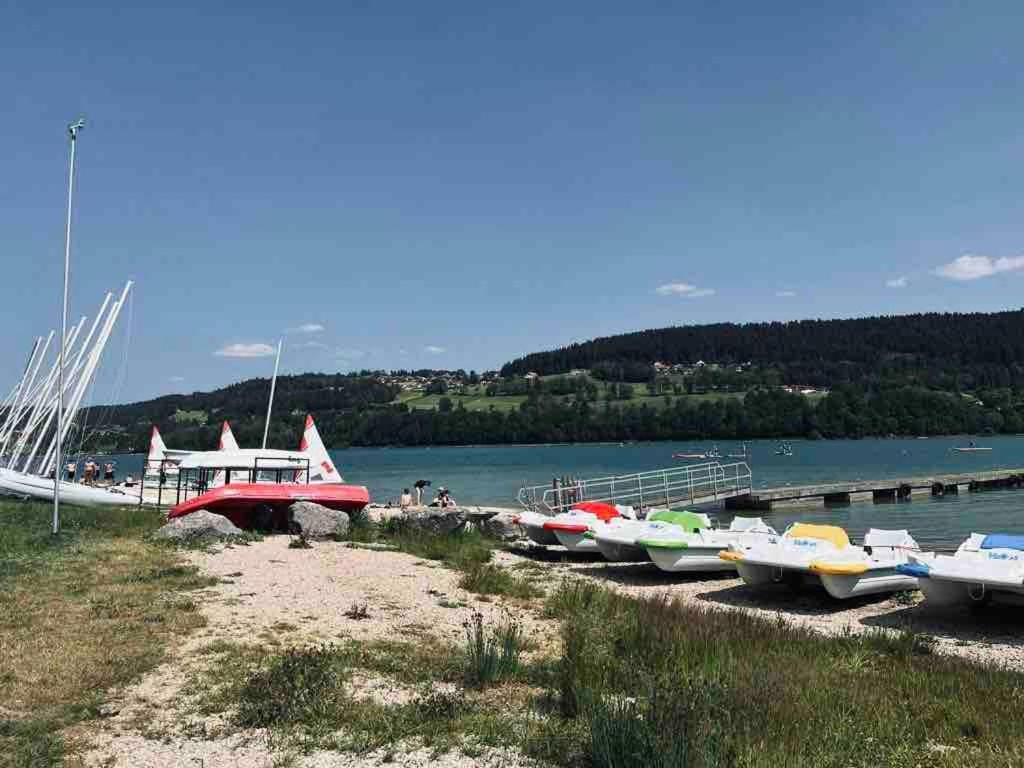 La Parenthese Vue Lac Les Grangettes Buitenkant foto